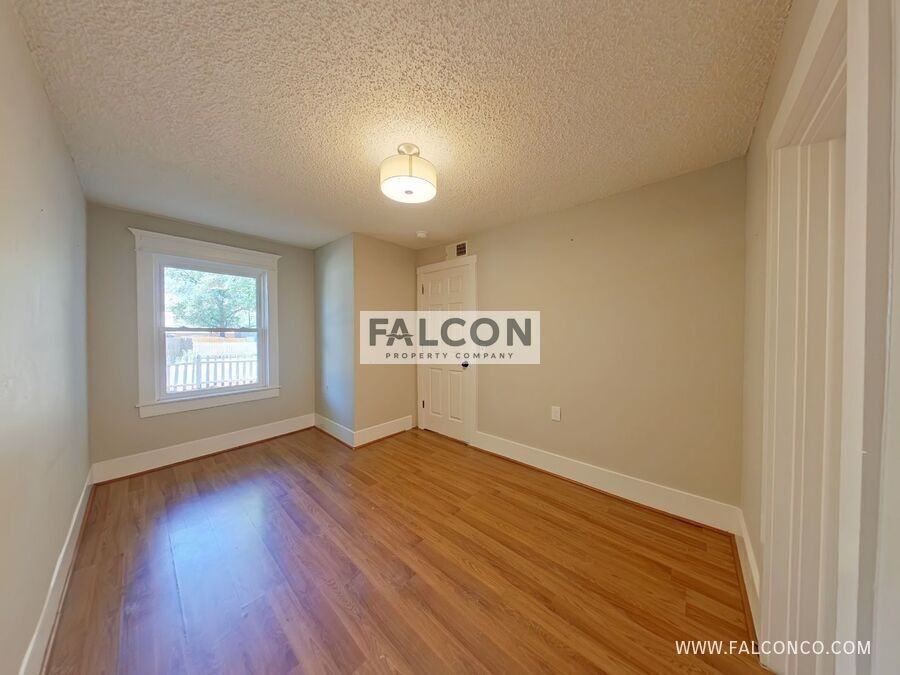 3006 W Pikes Peak Ave - Photo 5 of 12