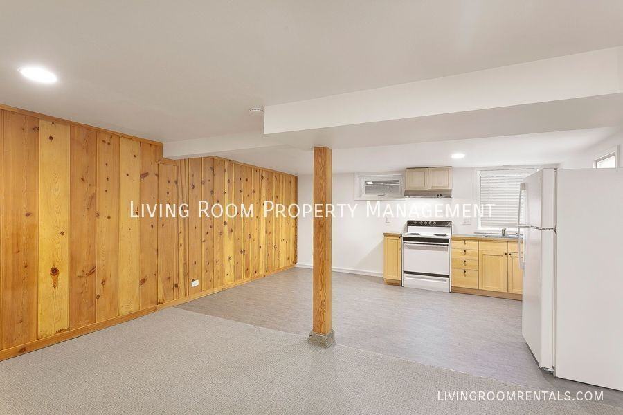 2304 Ne Emerson St #B - Photo 2 of 10
