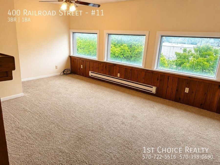400 Railroad St #11 - Photo 7 of 13