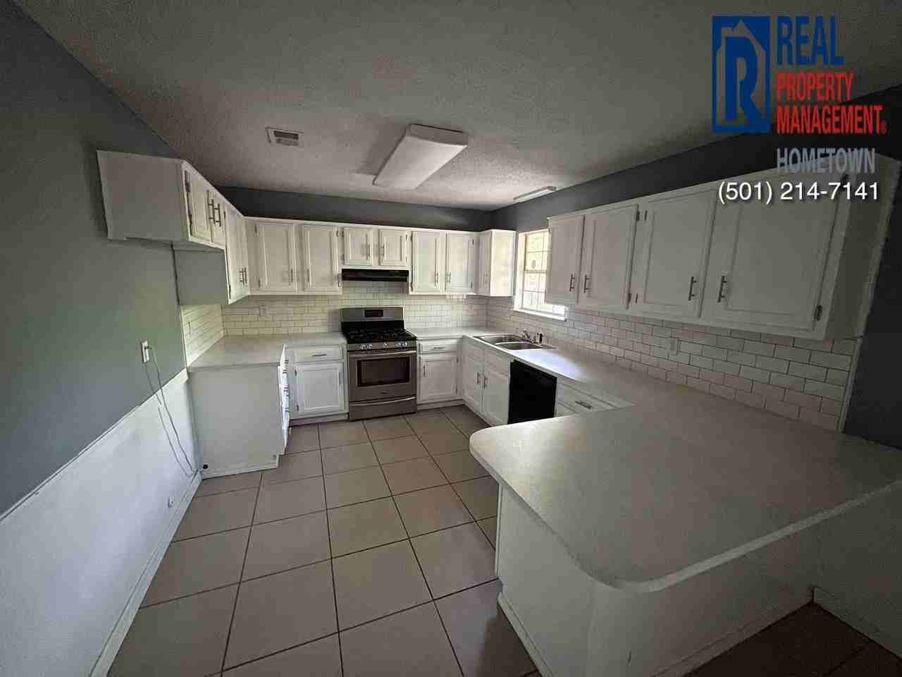 612 Shobe Rd - Photo 4 of 15