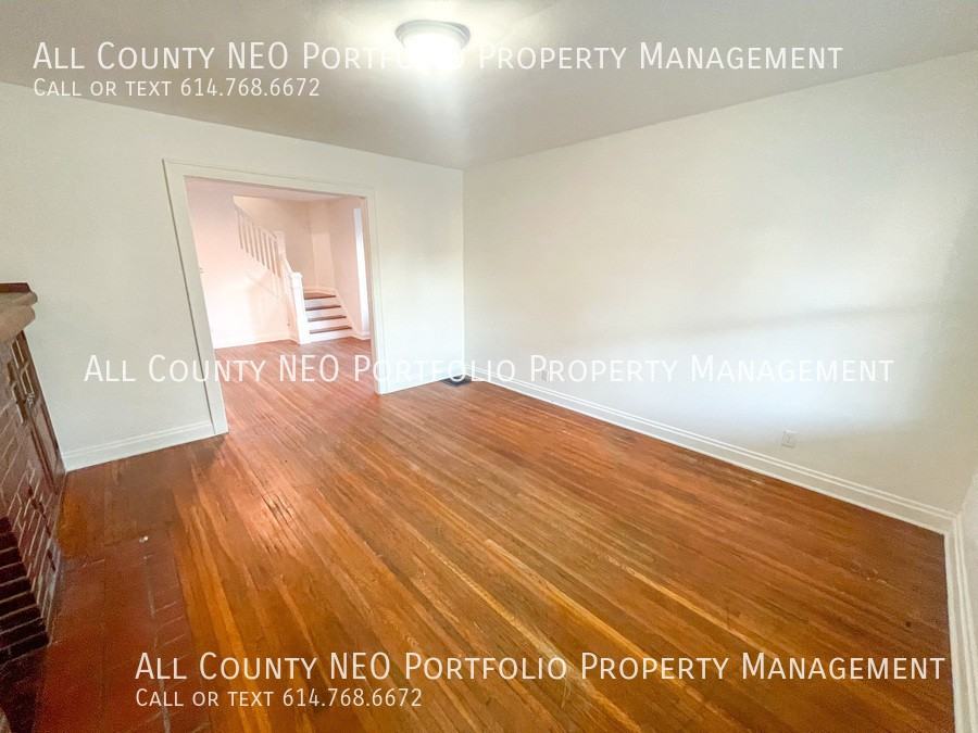 68 S Hague Ave - Photo 2 of 16