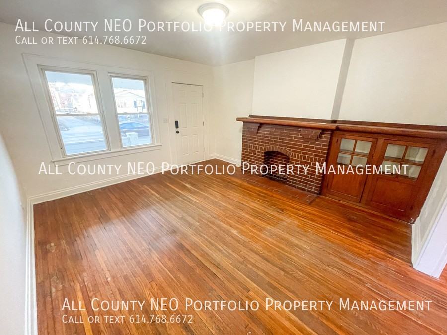 68 S Hague Ave - Photo 3 of 16