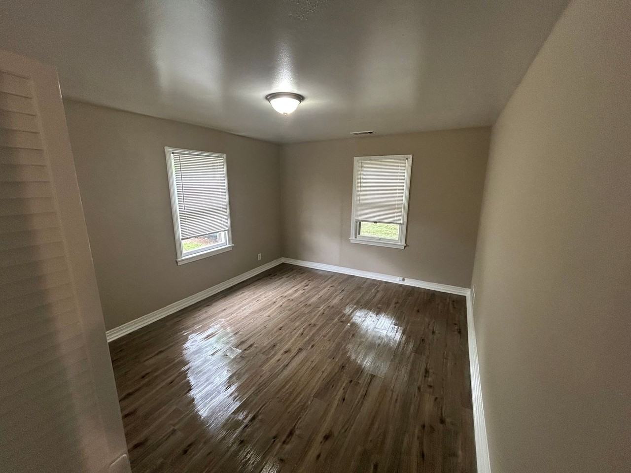3206 Brook Manor Ave Nw - Photo 2 of 4
