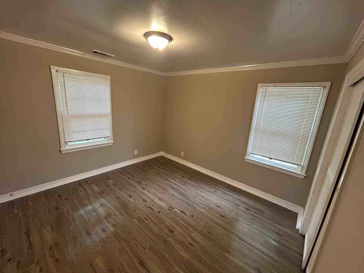3206 Brook Manor Ave Nw - Photo 3 of 4