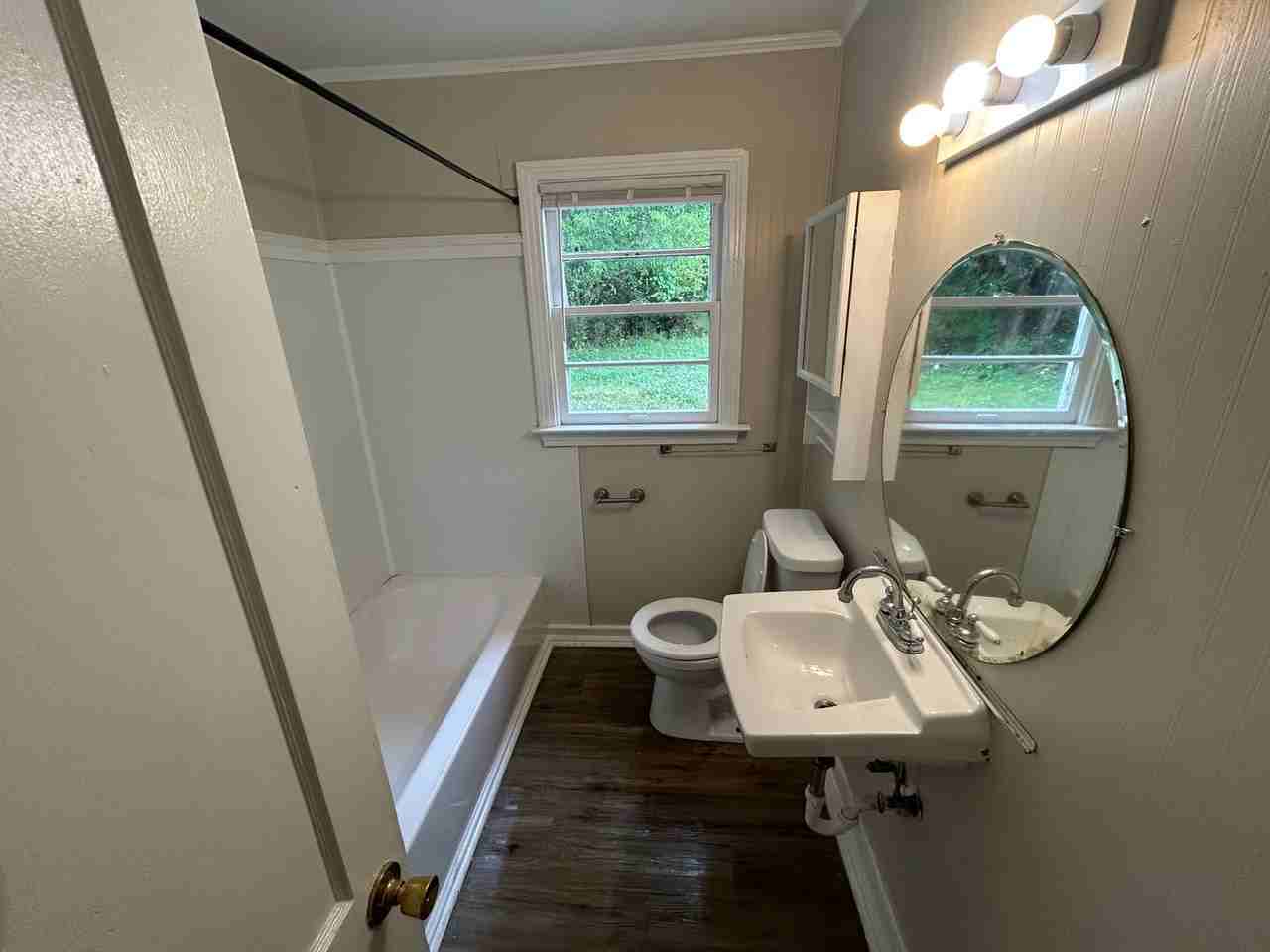 3206 Brook Manor Ave Nw - Photo 4 of 4