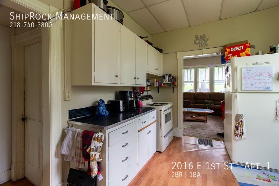 2016 E 1st St #1 - Photo 7 of 14