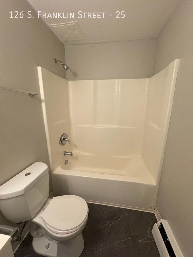 126 S Franklin St #25 - Photo 5 of 12
