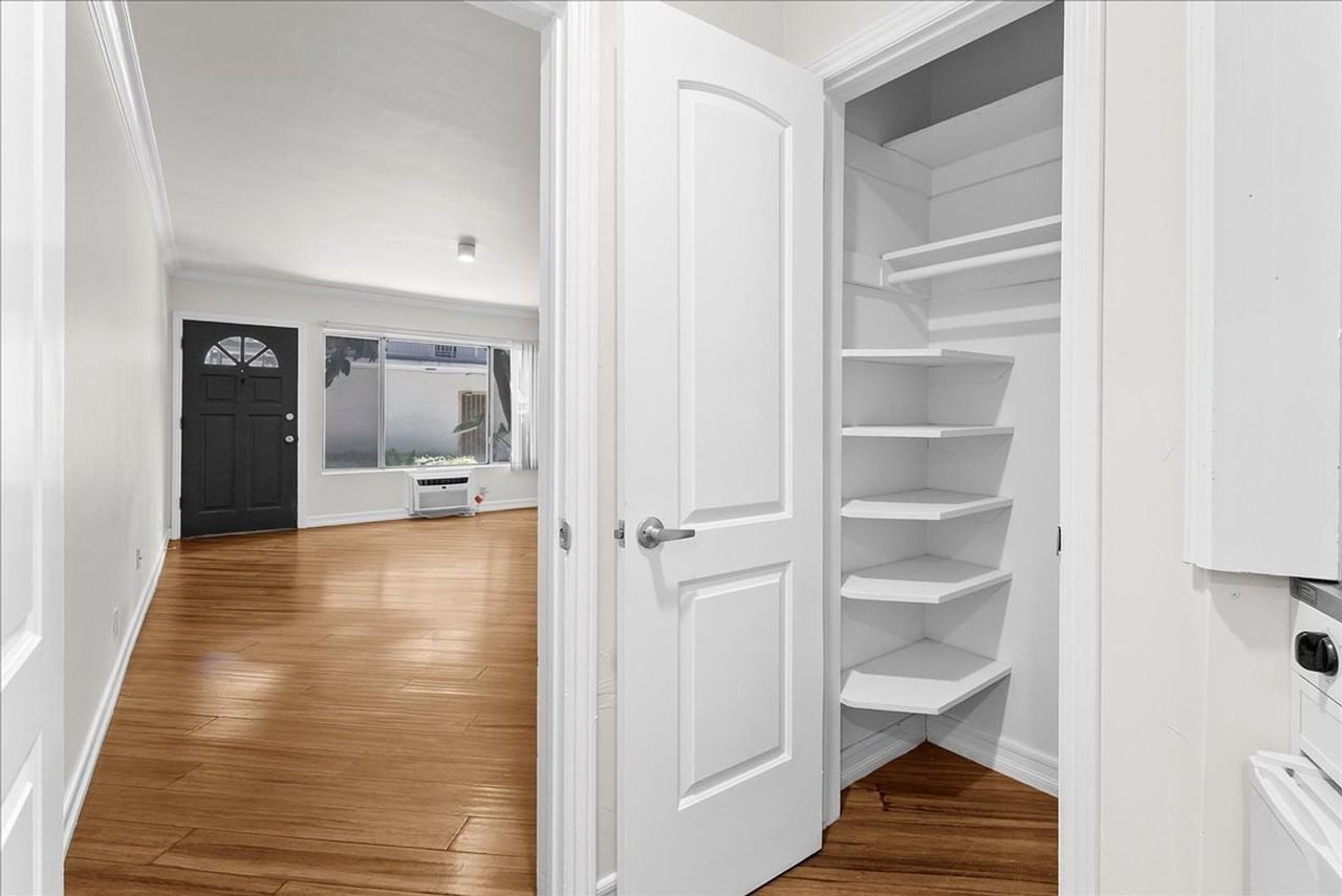 11661 Erwin St #07 - Photo 4 of 11