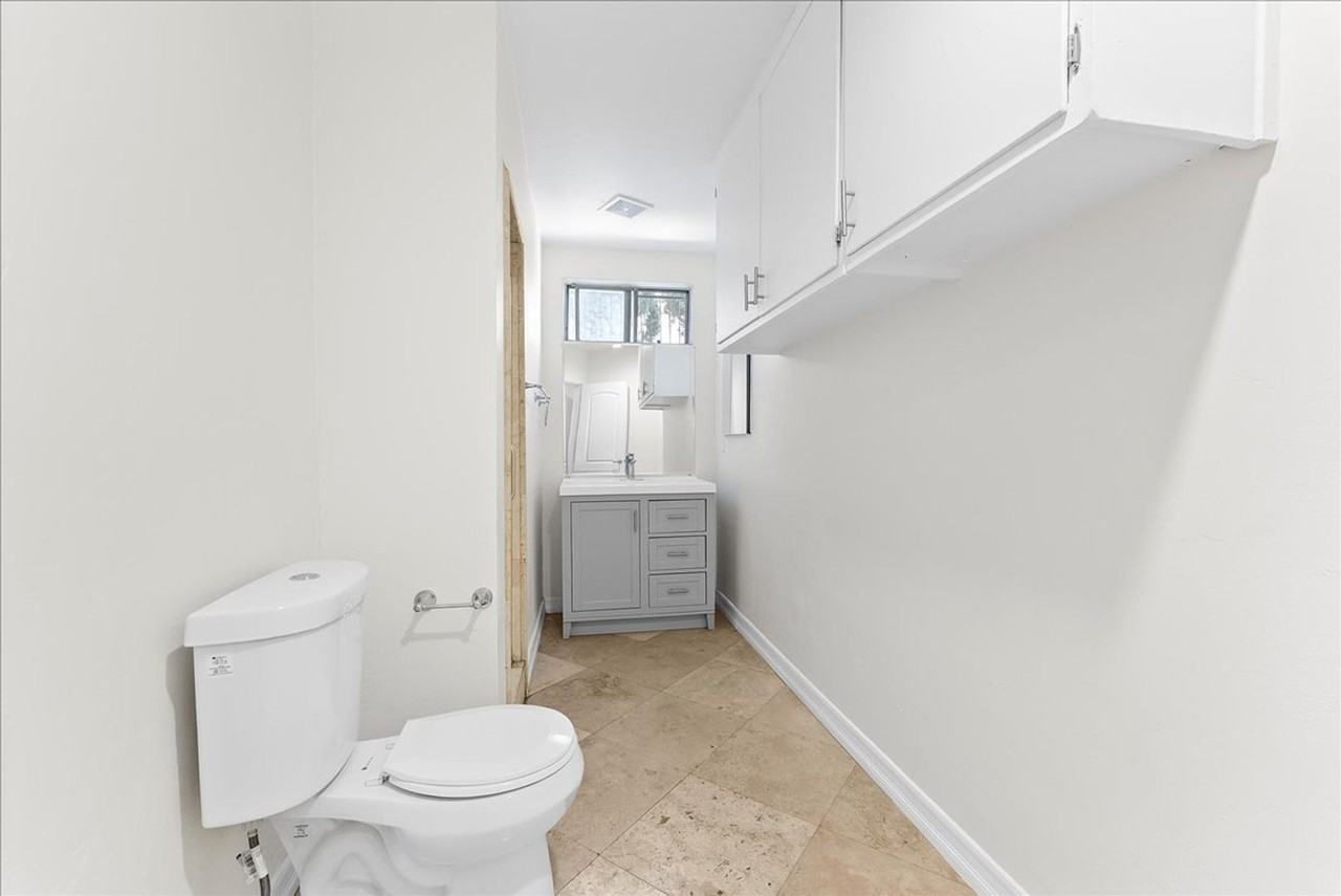 11661 Erwin St #07 - Photo 5 of 11