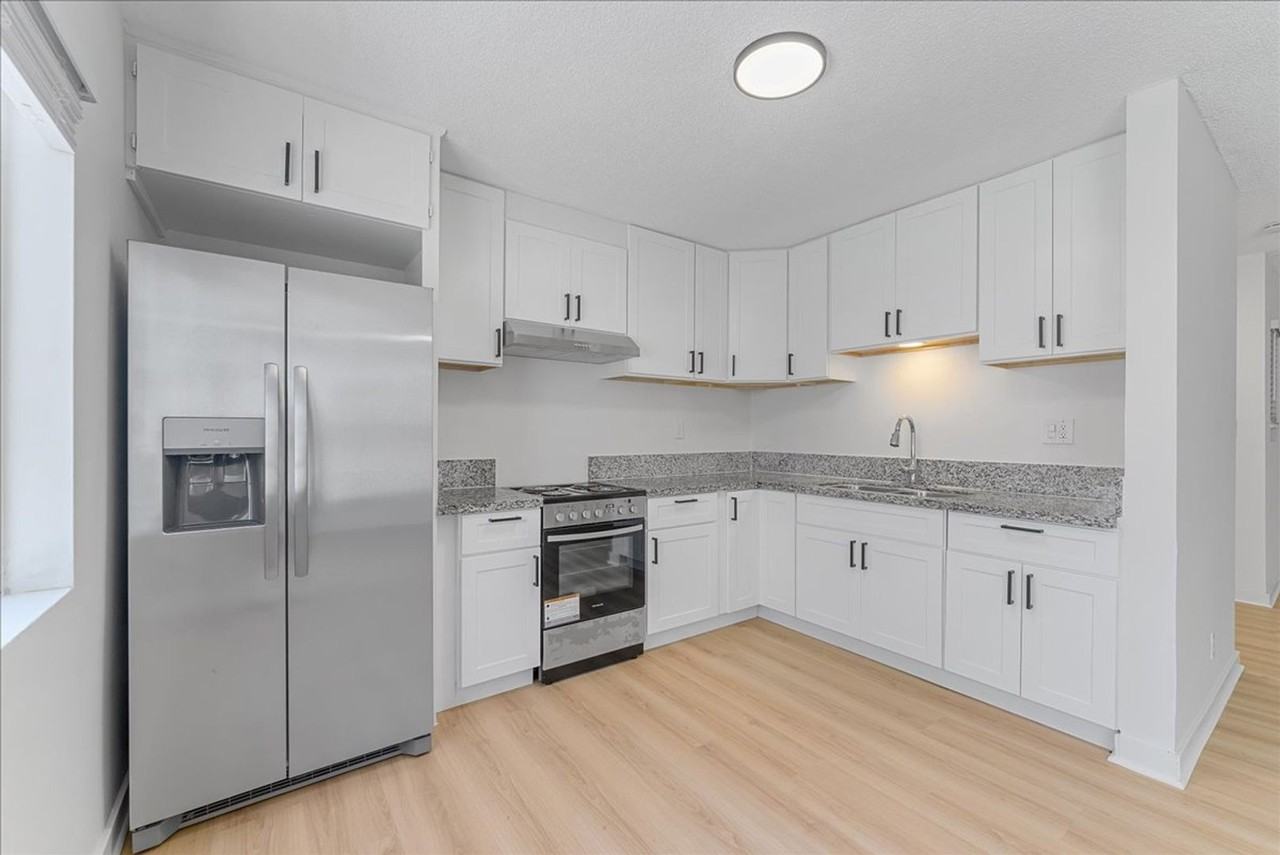1626 Pine Ave #N - Photo 5 of 18