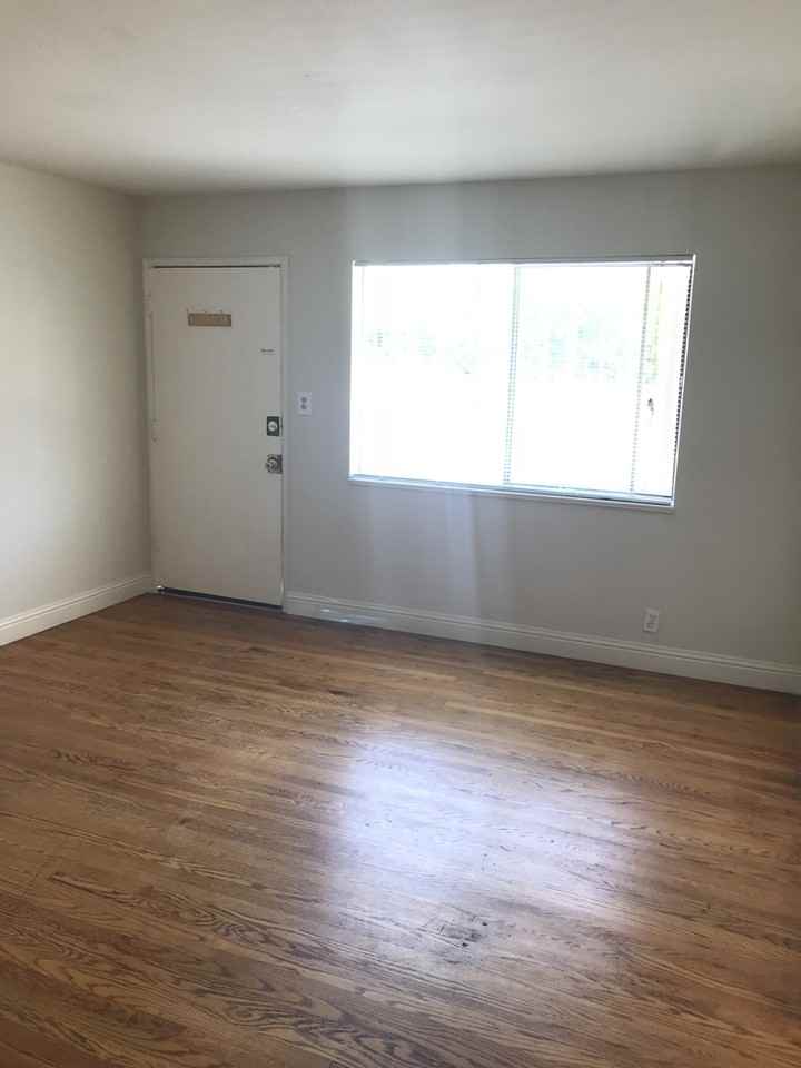 2328 7th Street - Photo 7 of 13
