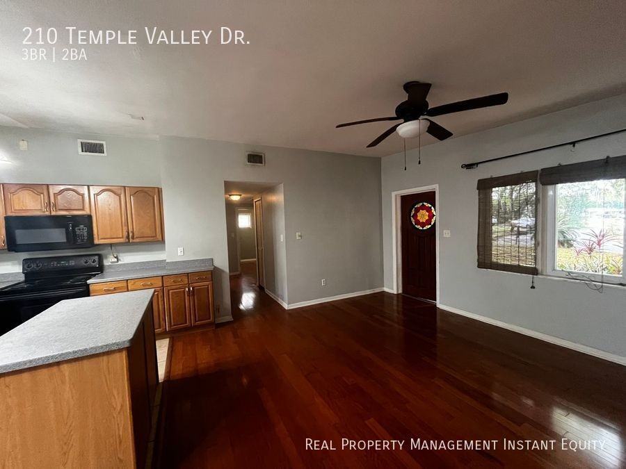 210 Temple Valley Dr - Photo 2 of 12