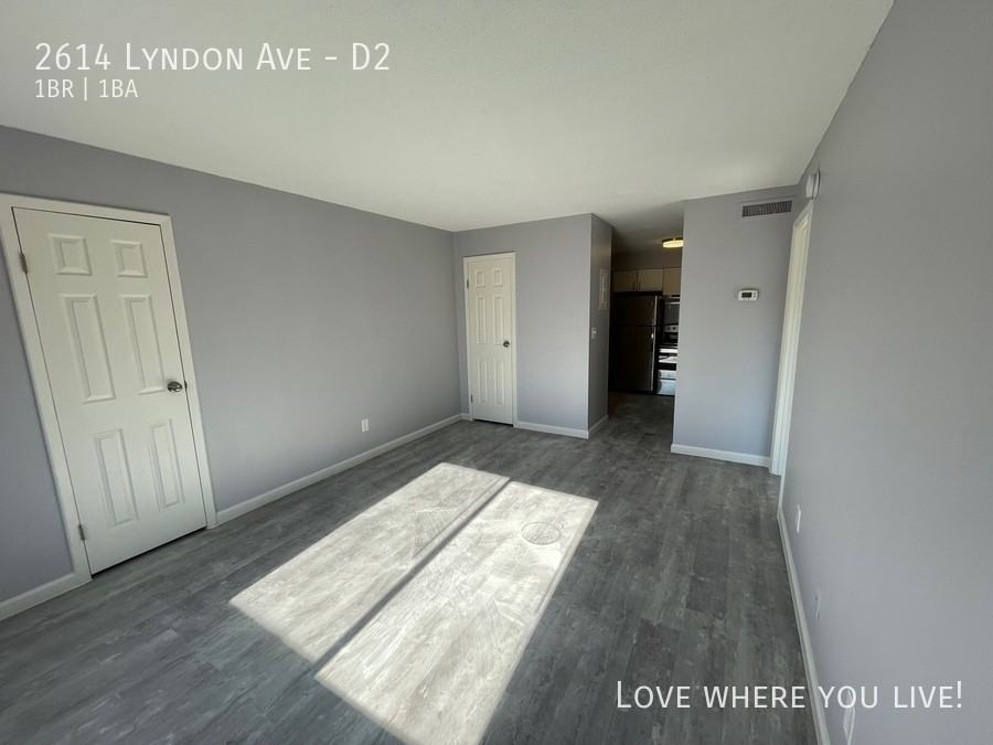 2614 Lyndon Ave #D2 - Photo 3 of 13