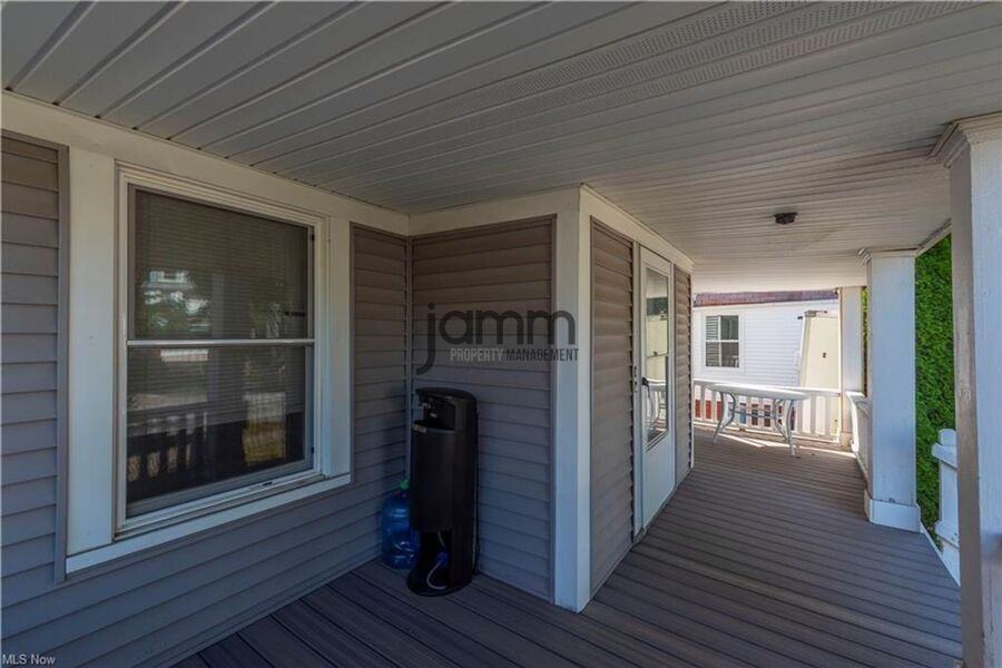 1511 Westwood Ave - Photo 4 of 30