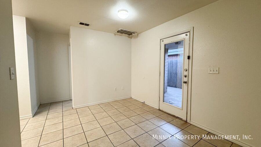5415 Marshall St #B - Photo 5 of 21
