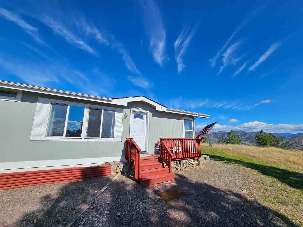 5260 Peaks View Dr