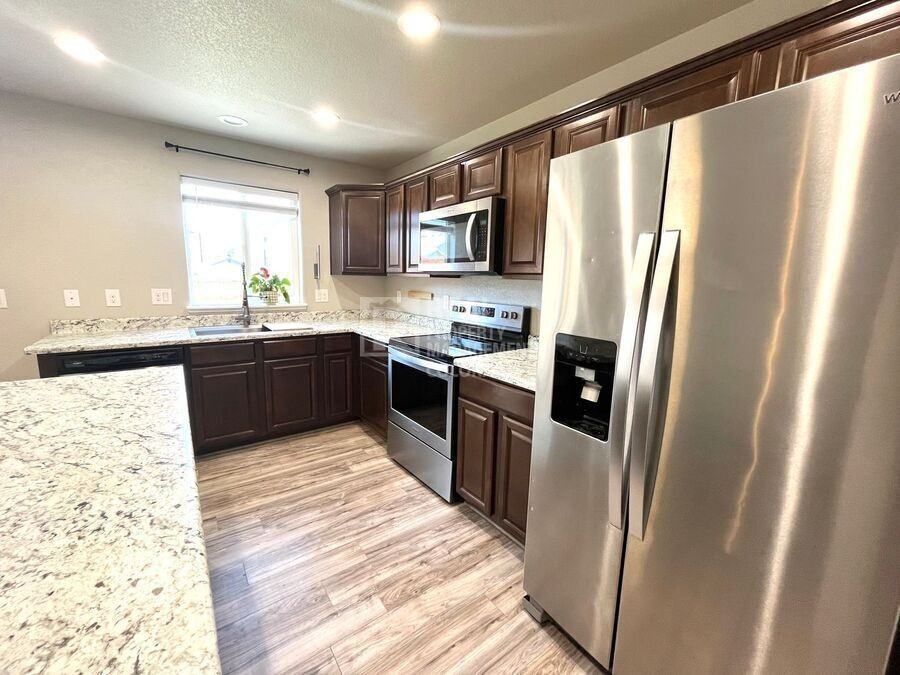 10772 Saco Dr - Photo 6 of 26