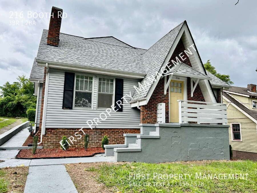 216 Booth Rd - Photo 2 of 31