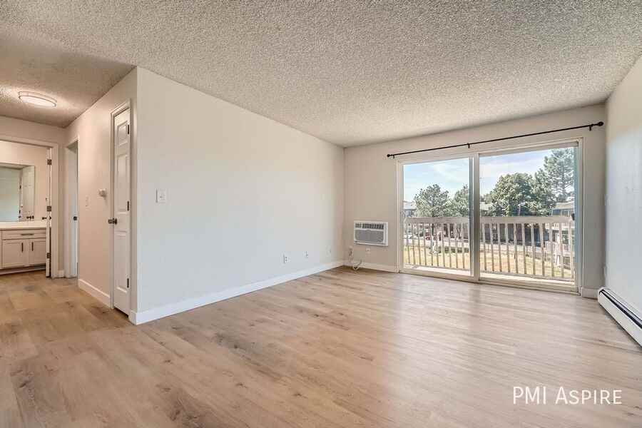 1357 Helena St #204 - Photo 3 of 41