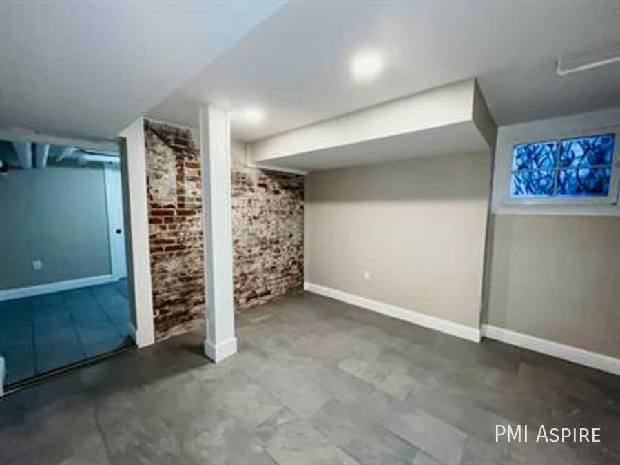 1331 Columbine St #1D - Photo 5 of 10