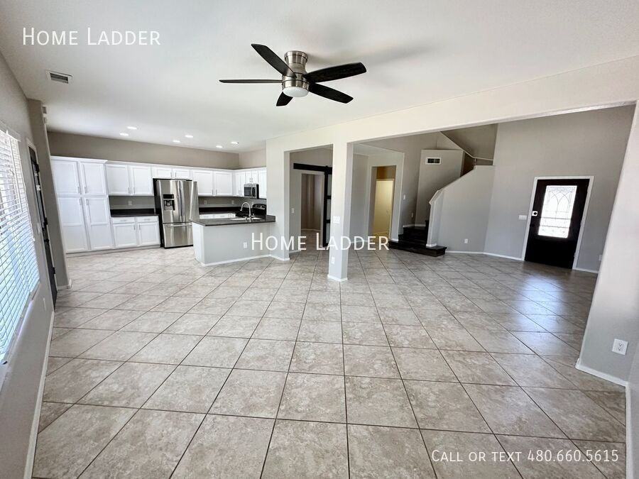 4307 S Rim Ct - Photo 3 of 30