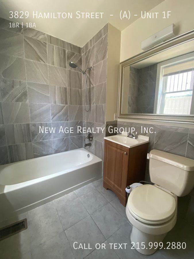 3829 Hamilton St #1F - Photo 7 of 11