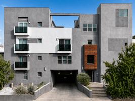 featured image of 11925 Kling St