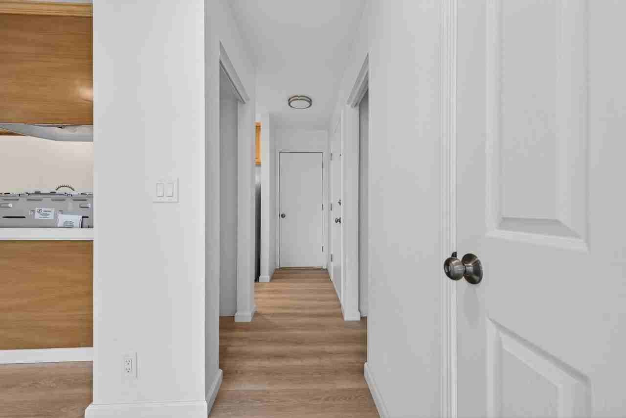 1116 Cortez St #B - Photo 4 of 19