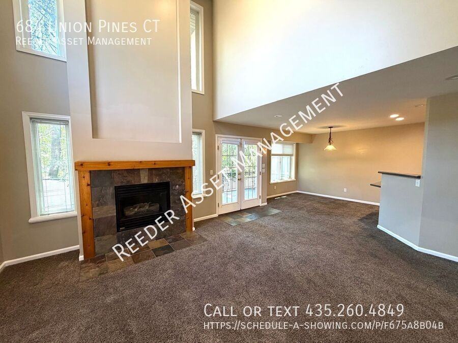 684 E Union Pines Ct - Photo 2 of 14