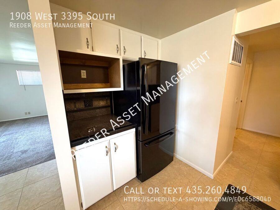1908 W 3395 S - Photo 6 of 11