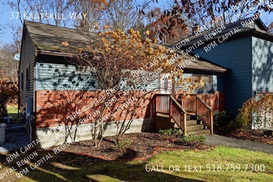 37 Kaatskill Way - Photo 3 of 31