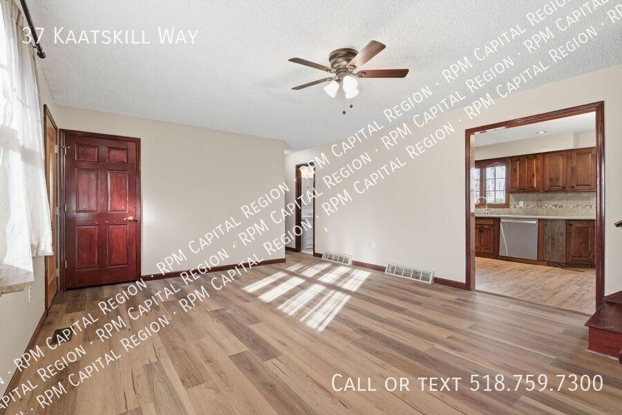 37 Kaatskill Way - Photo 6 of 31