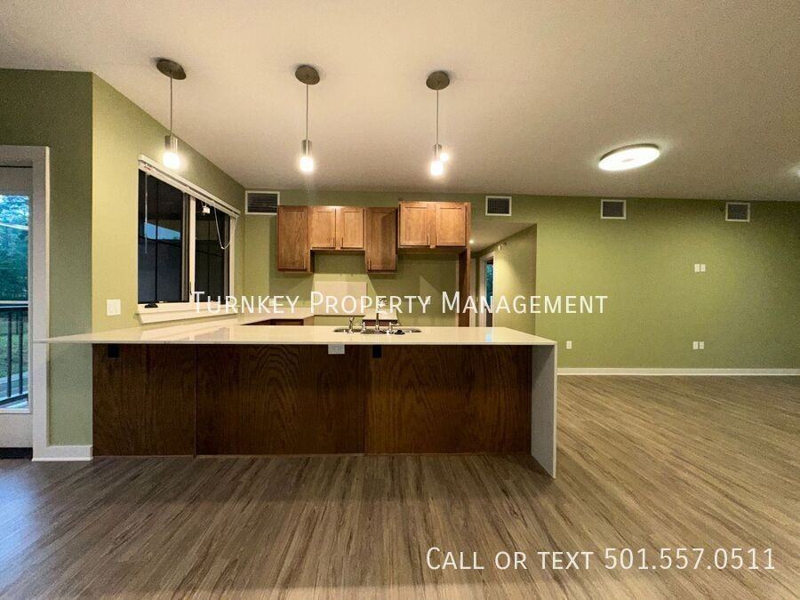 3223 Kavanaugh Blvd #1D - Photo 4 of 9