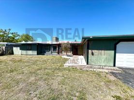 563 Parkview Dr - Photo 1 of 1