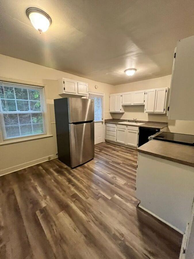 319 Lafayette Pkwy - Photo 6 of 14