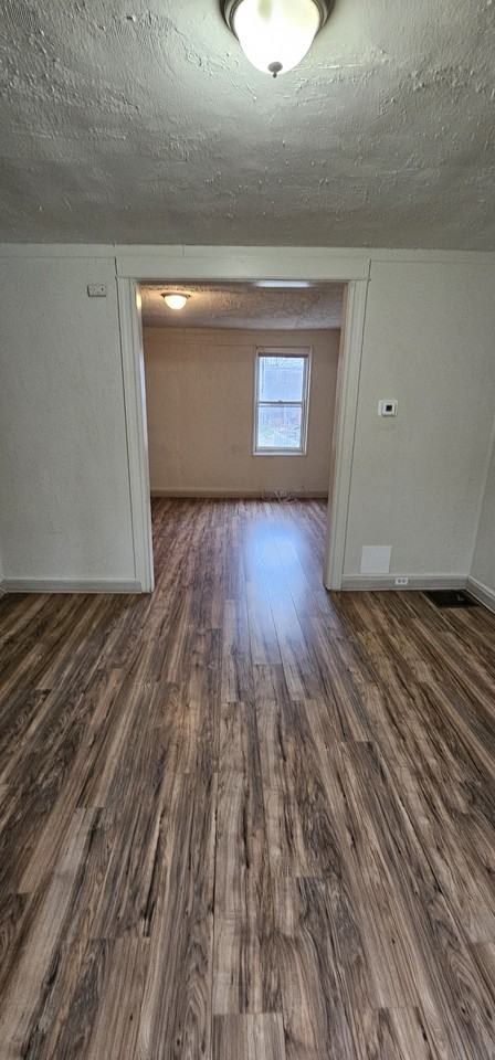 3735 Manchester Ave - Photo 4 of 8