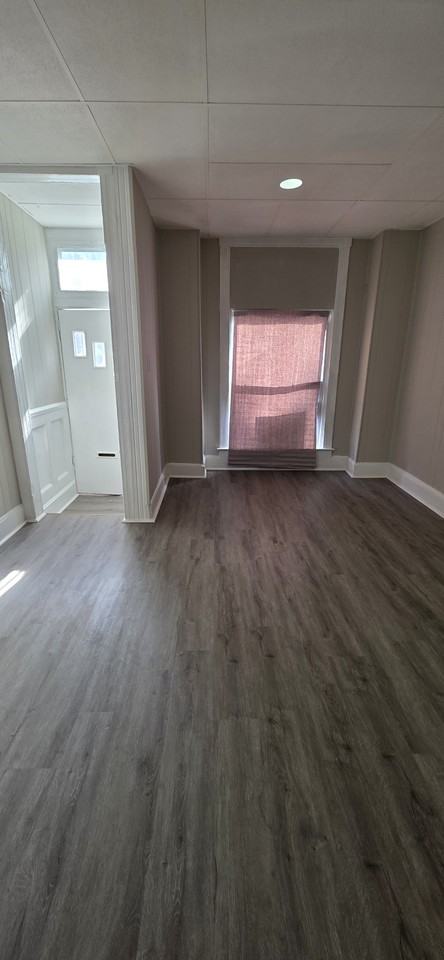 921 Appleton St - Photo 3 of 10