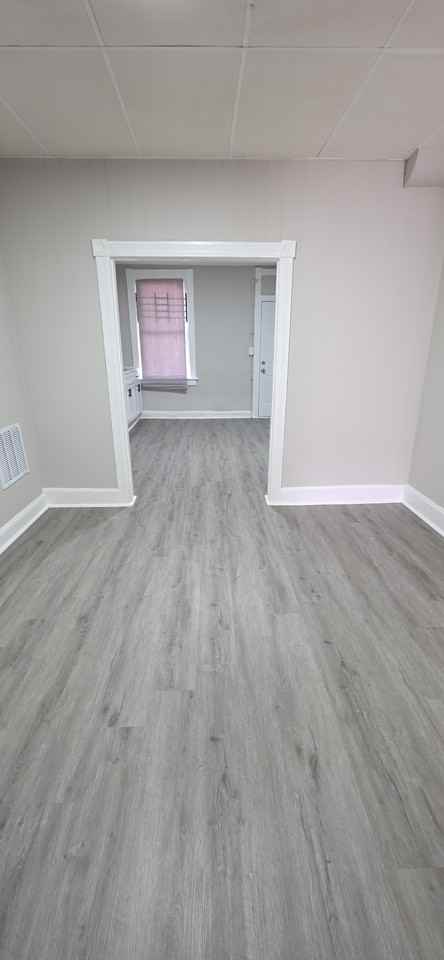921 Appleton St - Photo 6 of 10