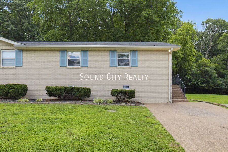 923B Oak Vale - Photo 3 of 28