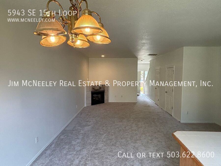 5943 Se 15th Loop - Photo 3 of 23