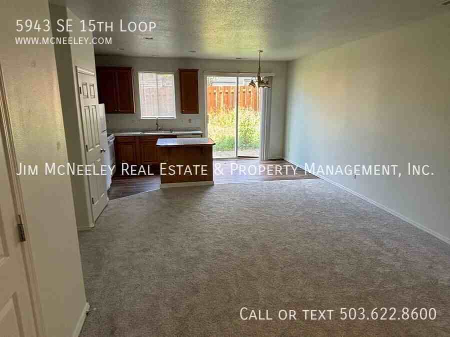 5943 Se 15th Loop - Photo 4 of 23