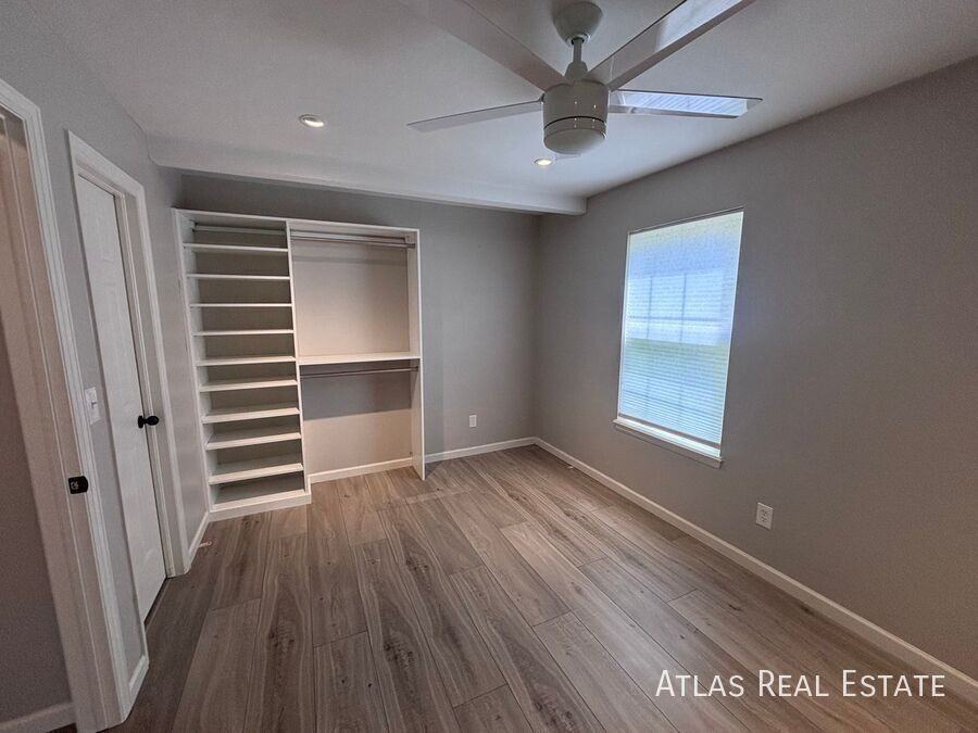5712 W Asbury Pl #B104 - Photo 6 of 10