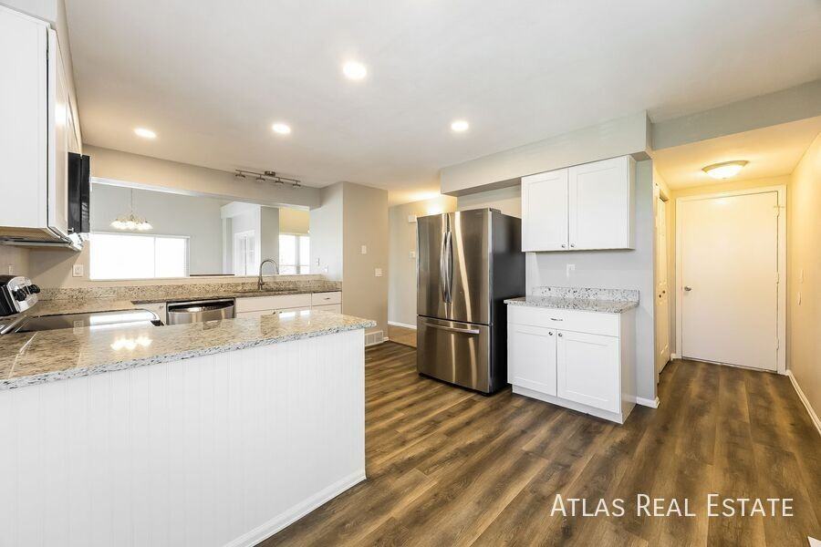 3545 Cranswood Way - Photo 5 of 20