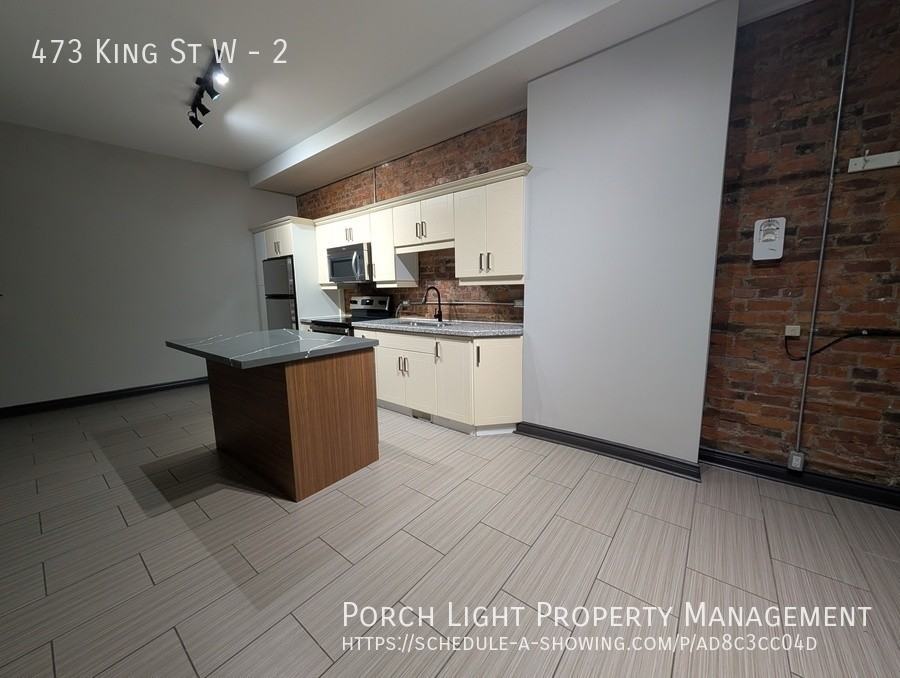 473 King St W #2 - Photo 4 of 23
