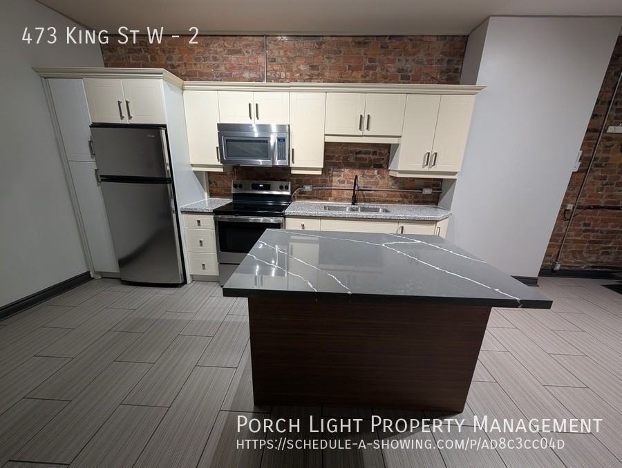 473 King St W #2 - Photo 5 of 23