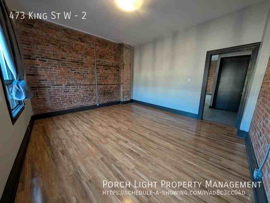473 King St W #2 - Photo 7 of 23