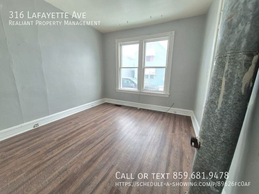 316 Lafayette Ave - Photo 6 of 16