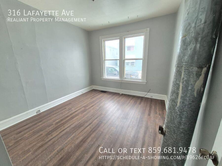 316 Lafayette Ave - Photo 7 of 16