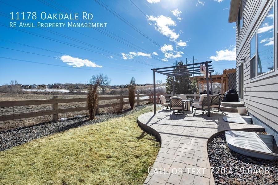 11178 Oakdale Rd - Photo 6 of 29