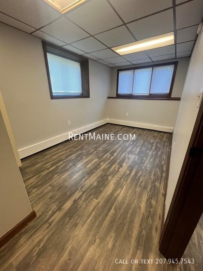 202 Main Rd #C - Photo 4 of 9